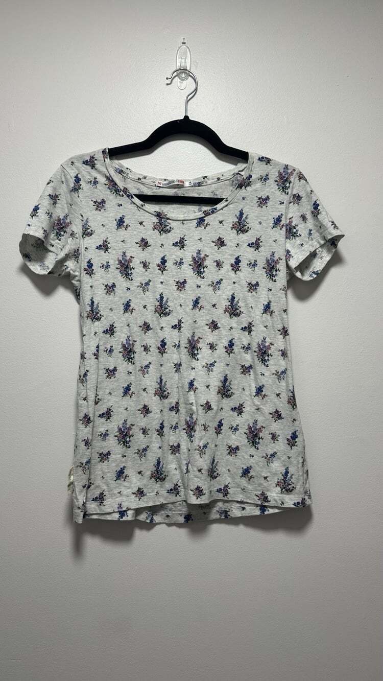 Uniqlo and Laura Ashley Archive Collection Women's Floral Tee Shirt Size M